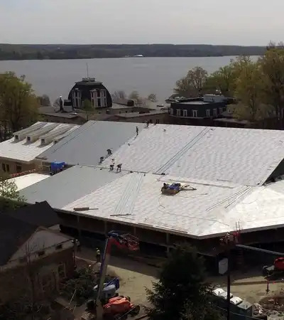 Paramount commercial roofing